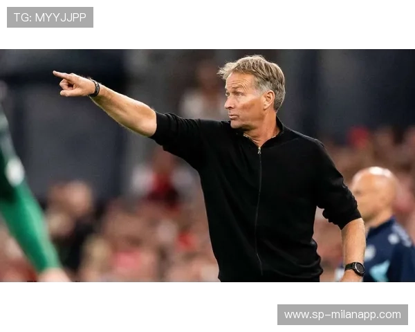 勒沃库森与荷兰俱乐部展开教练互换试点，助力足球战术革新